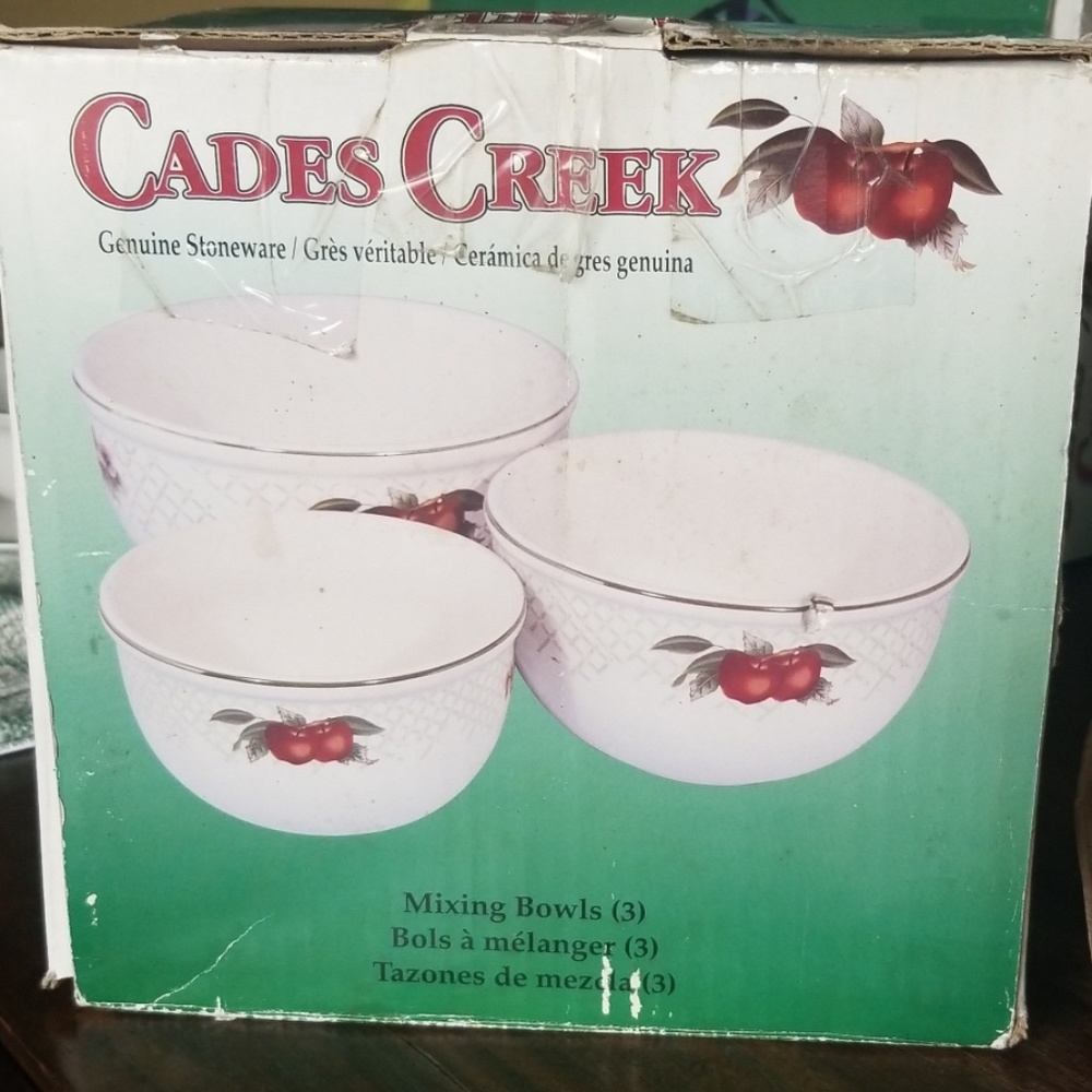 Mixing bowls- stoneware set